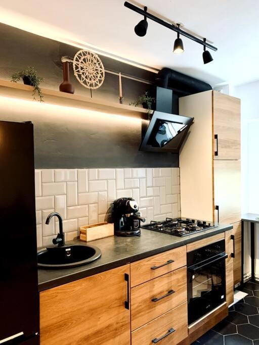 Heart Of The City - Modern Studio With Balcony Apartament *